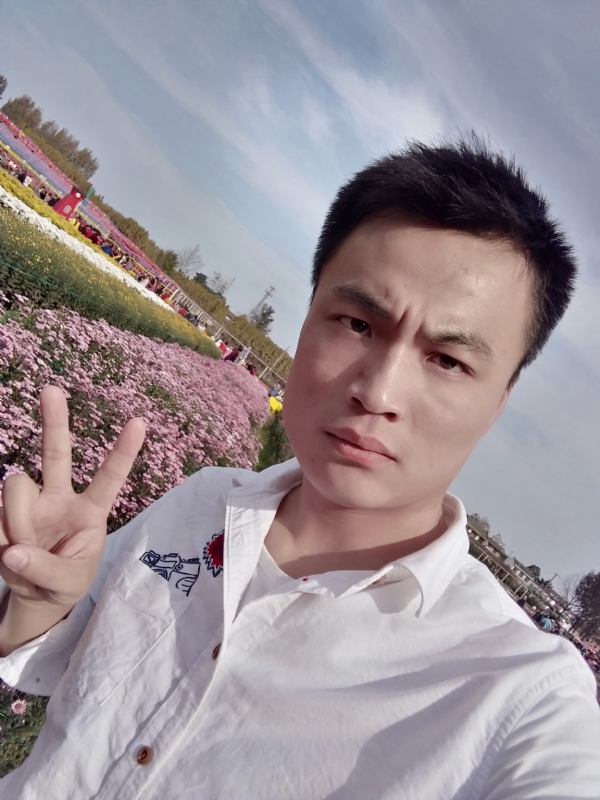 心碎无痕的第二张照片--西安上门女婿服务网